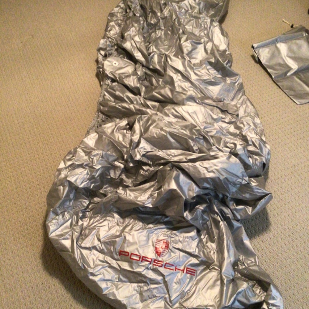 Porsche 986 Boxster Car Cover and Lock. - Unused - Picture 3 of 9